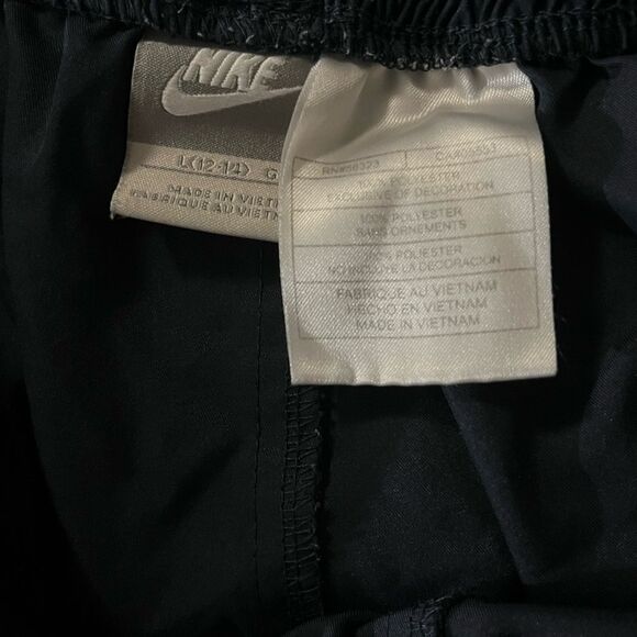 Nike Classic Workout Shorts in Navy with White/Yellow Stripe Size Large (12/14) - Picture 4 of 5